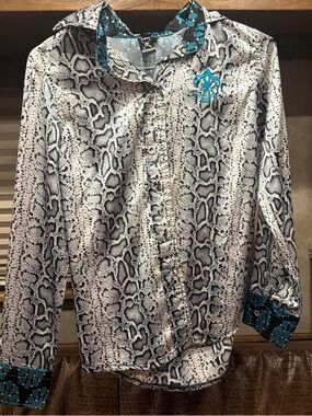 Women’s Snake-Print Button Down Shirt with Teal Accent